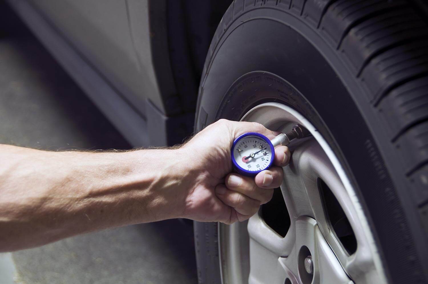 Tire Pressure 101: The Impact on Fuel Efficiency and Vehicle Handling