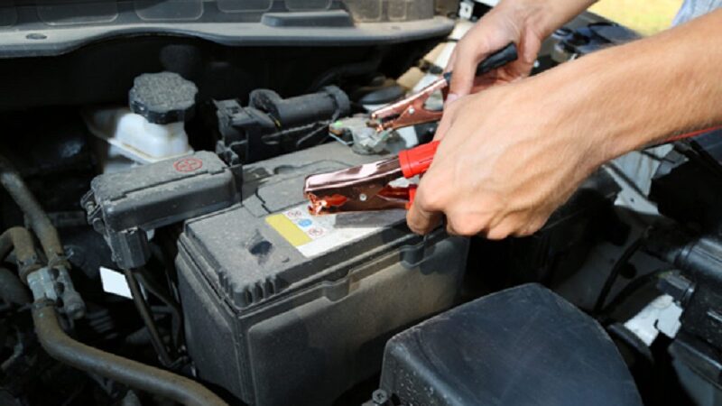 How to choose the best car battery service providers?